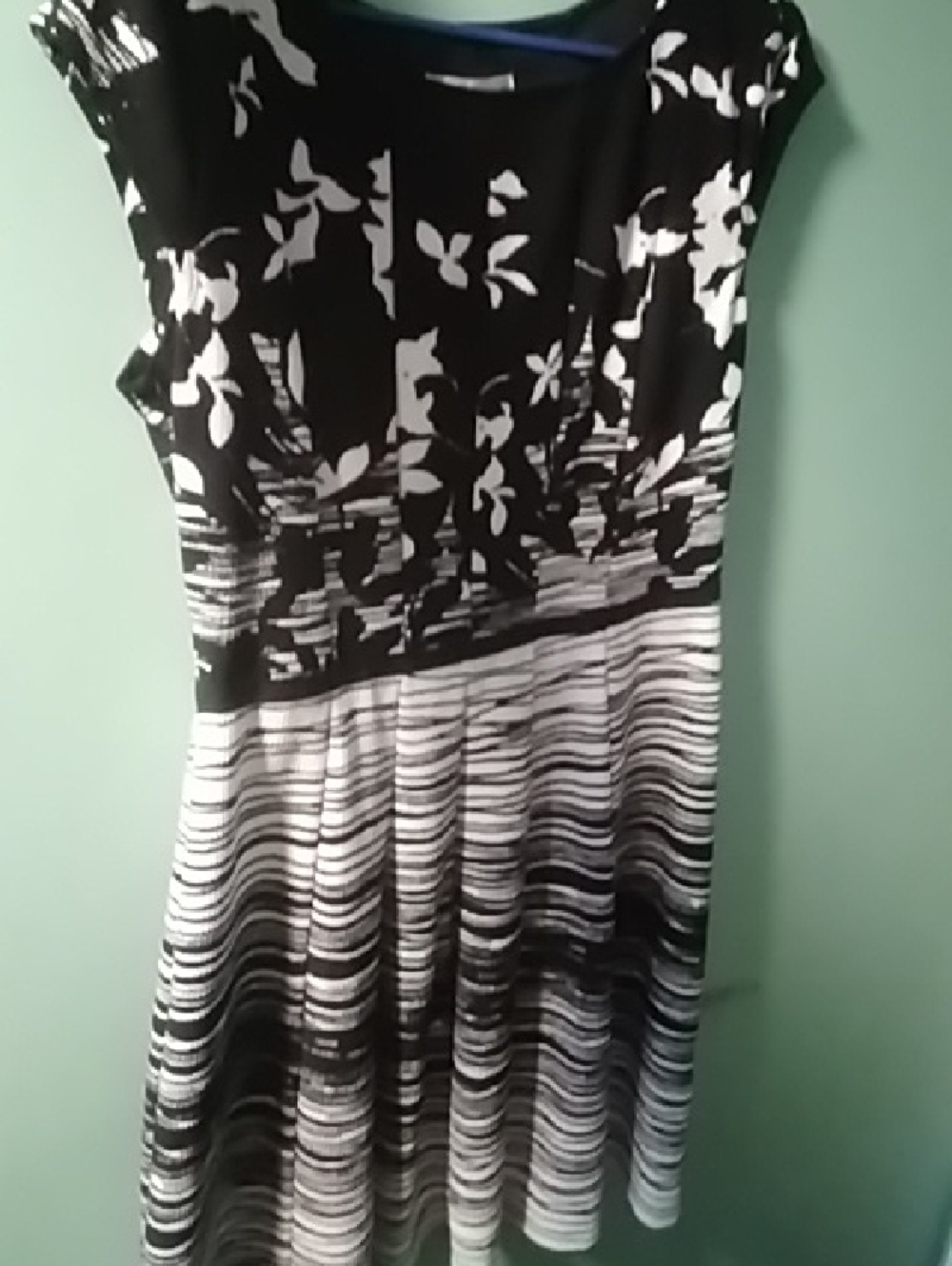 Robbie Bee Black and White Midi Fit-and-Flare Dress